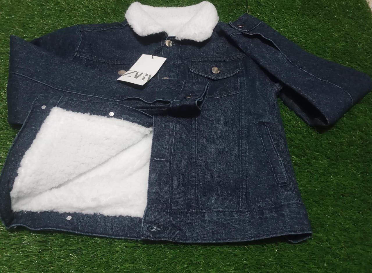 "Unisex Winter-Ready Denim Jacket with Luxe White Fur Collar"