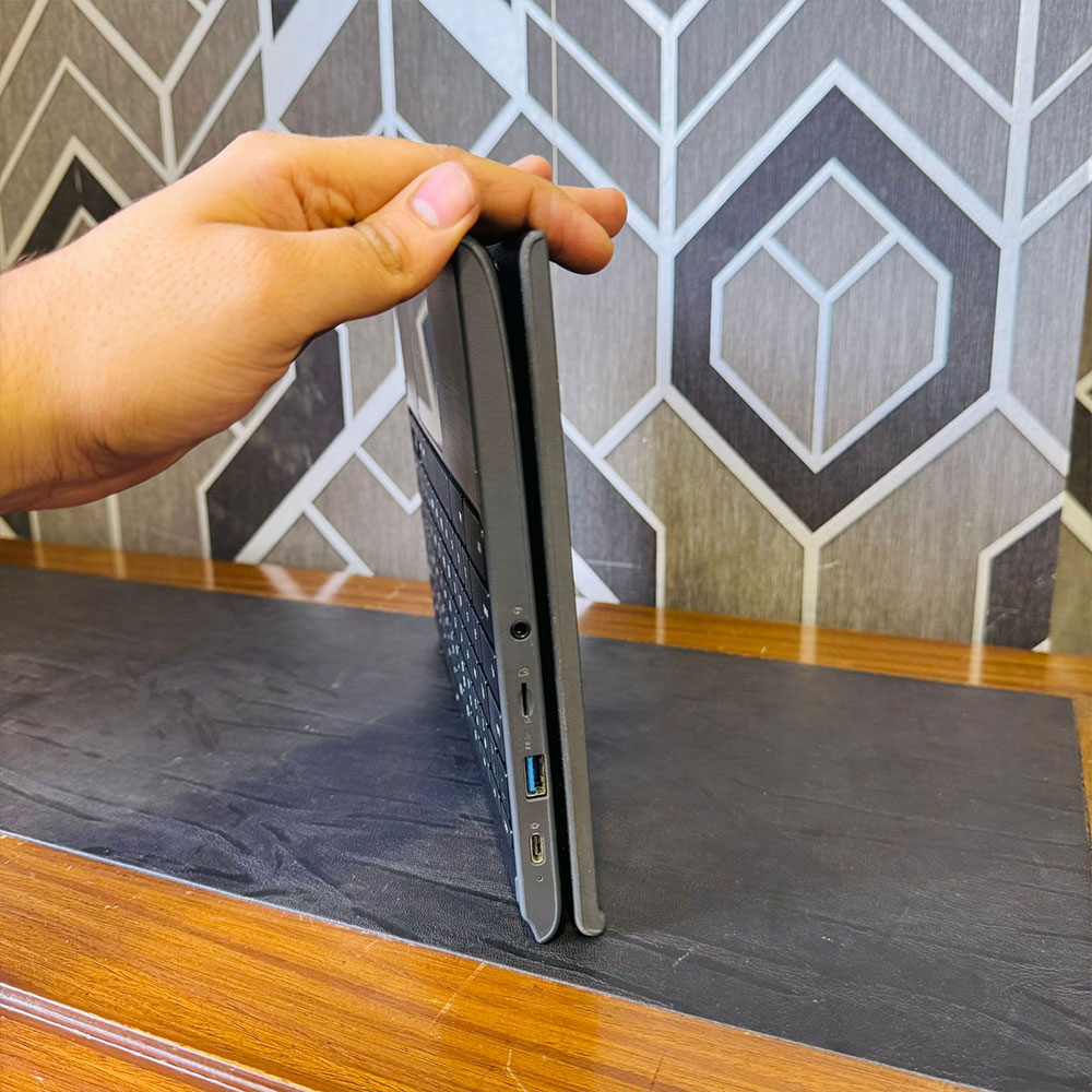 Lenovo | 500E 2nd Gen | 2 in 1 Chromebook | 32GB Storage | 4GB RAM | Touch Screen | 11.6″ Screen | Windows 10 | 360 Rotatable Screen | Chromebook - Image 5