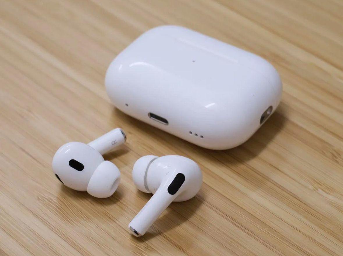 AirPods Pro 2 with Lanyard Buzzer Edition
