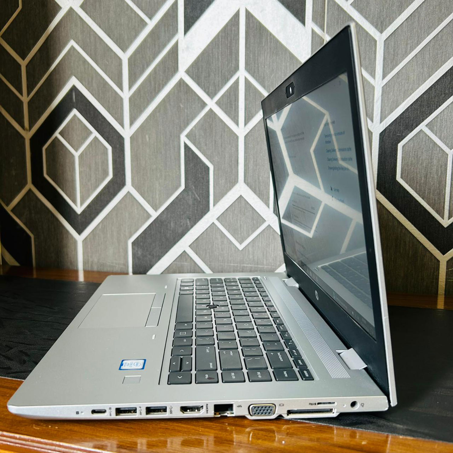 HP | ProBook 640 G5 Laptop | 256GB SSD | 8GB RAM | Core i7-8365U | 8th Gen | 14″ FHD Display | Backlit Keyboard | 1.6GHz Processor | Laptop - Image 7