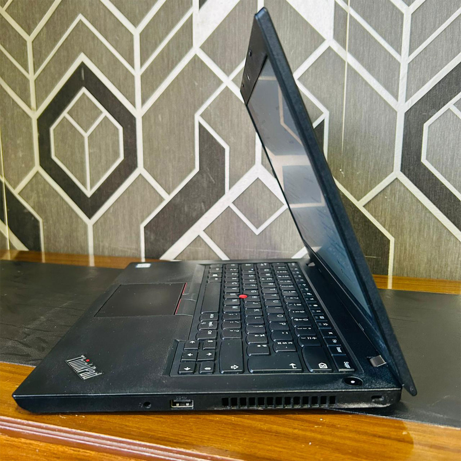 Lenovo ThinkPad | L480 Laptop | 8GB Ram | 256GB Storage | 14″ FHD Display | Integrated Intel® UHD Graphics | Intel 8th Gen Core i5-8350U 1.60 GHz | Laptop - Image 8