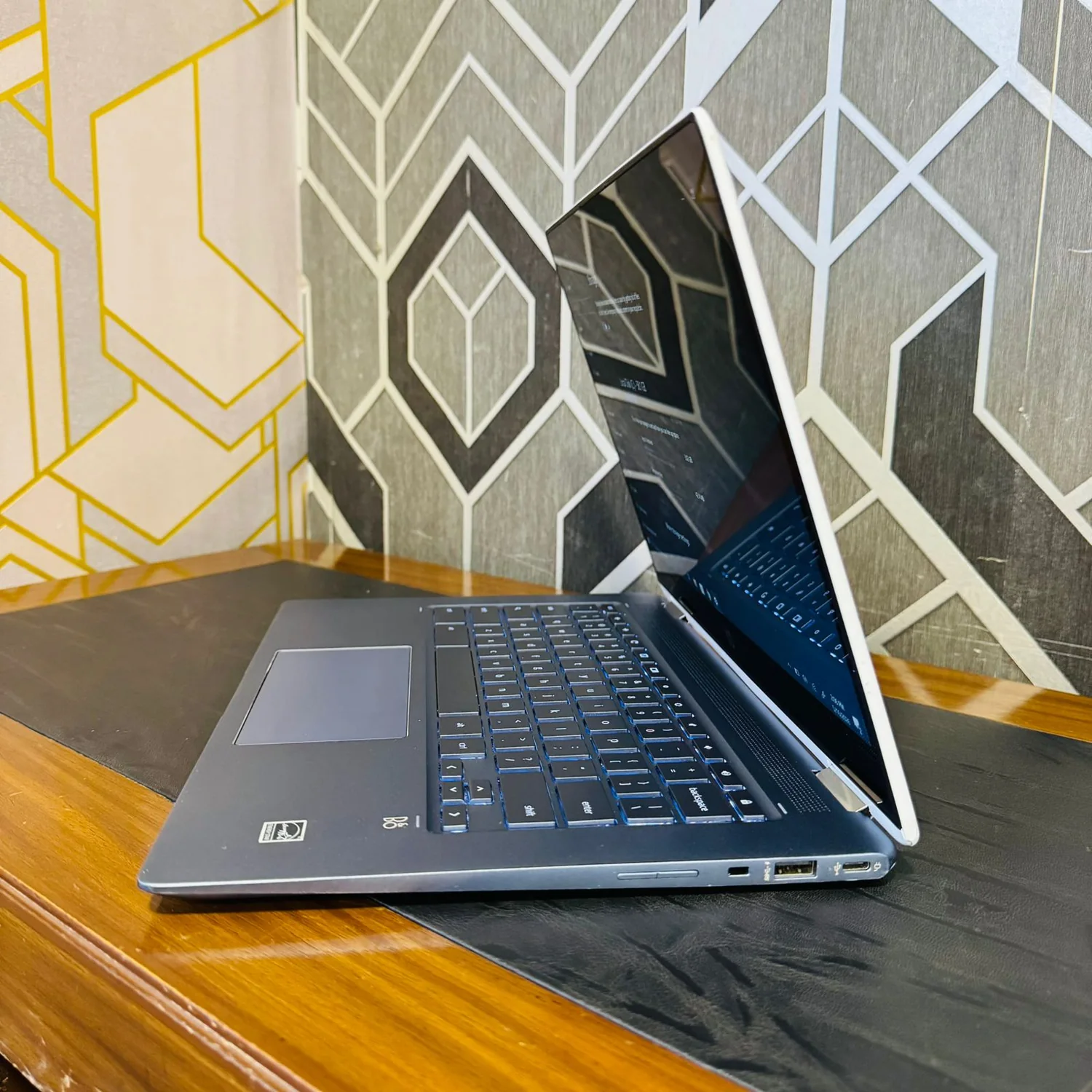 HP | Chromebook x360 14-da0011dx | Chromebook | 64GB Storage | 8GB RAM | Intel Core i3-8130U | 360 Rotatable | Touchscreen | Windows 10 | 14″ Display | ChromeBook - Image 2
