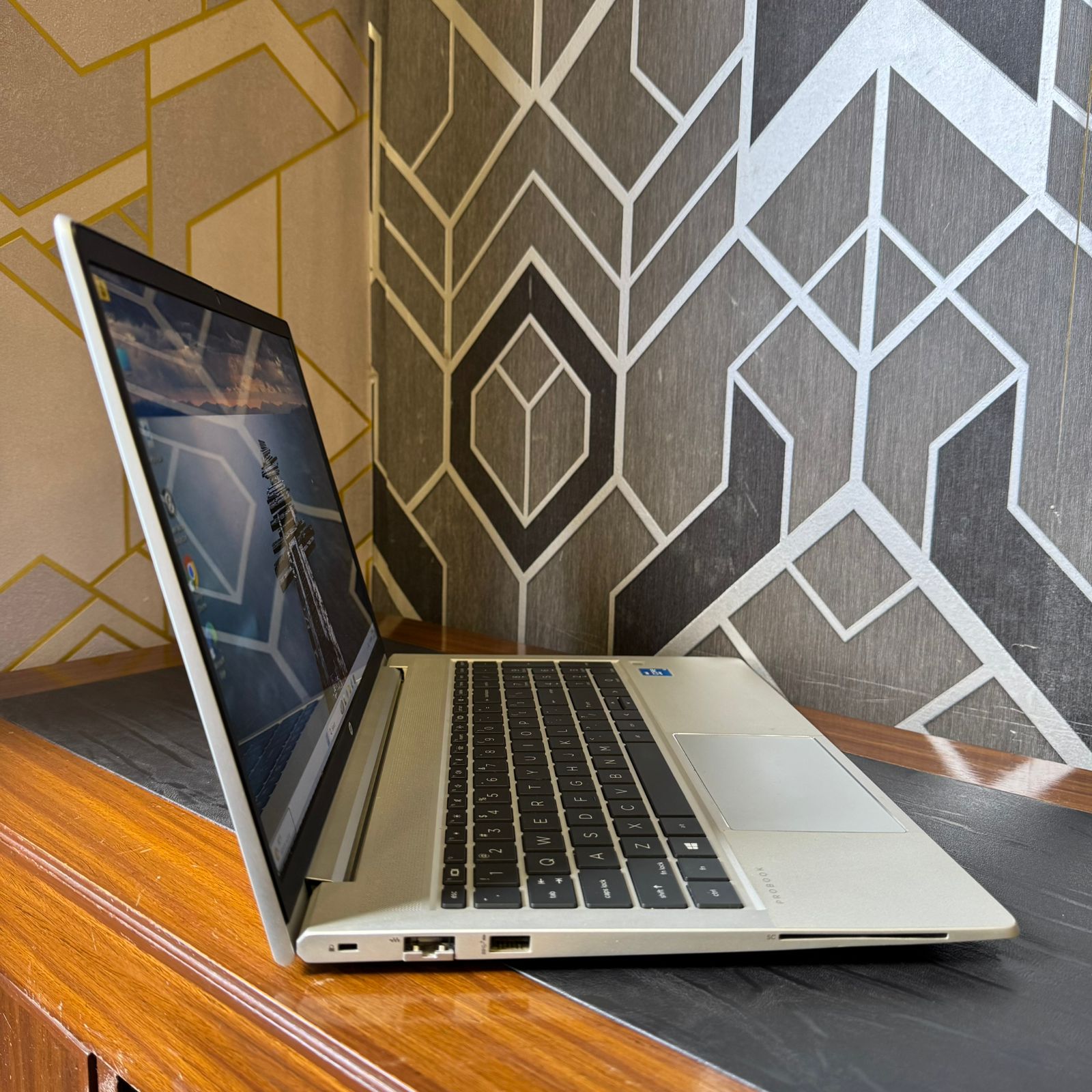 HP | ProBook 650 G8 | 256GB SSD | 8GB RAM | Core i5 | 11th Gen | 15.6″ FHD Display | Numpad Keyboard | Laptop - Image 4